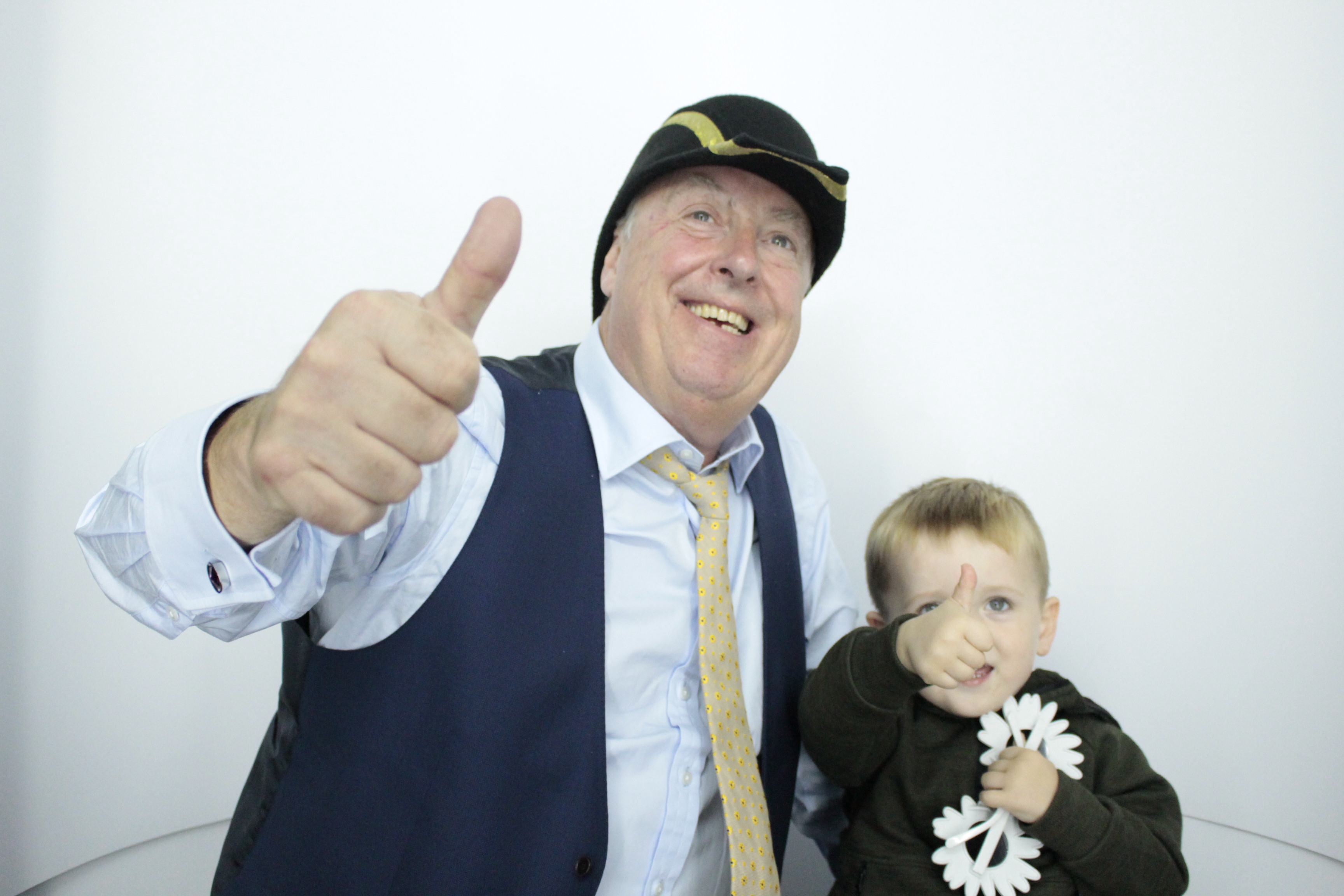 Louise & Dan's Big Day | View more photos from the event at gallery.myphotoboothexperience.co.uk/u/MyPhotoBoothExperienceLtd/Louise-Dans-Big-Day